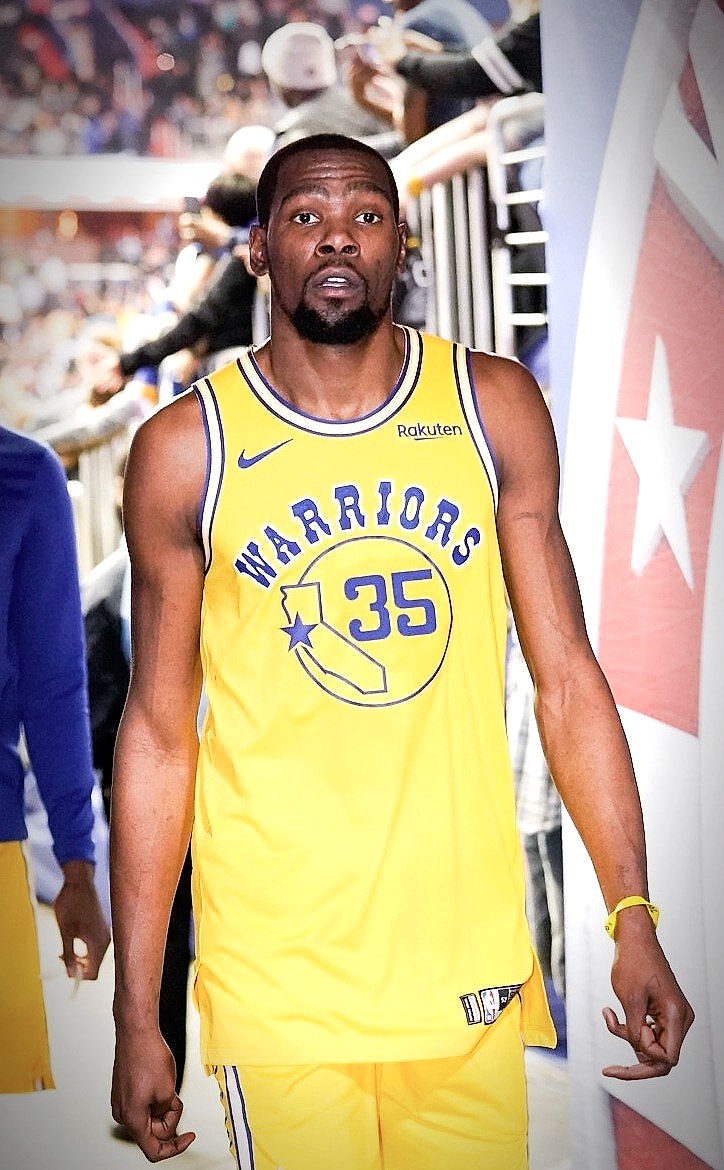 Kevin Durant playing for the Golden State Warriors