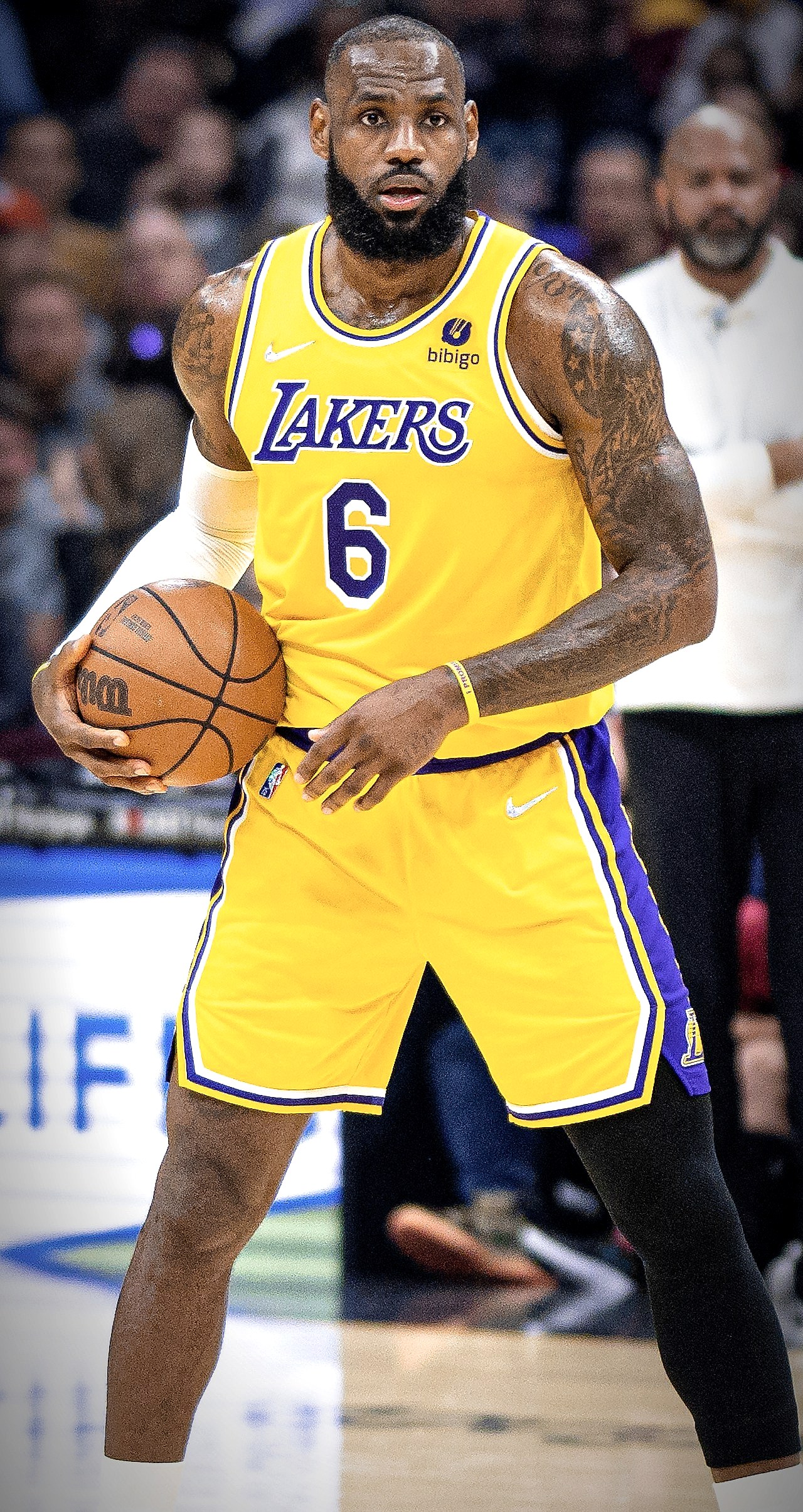 Editorial tile: NBA all-time scoring leaders, the record chain
